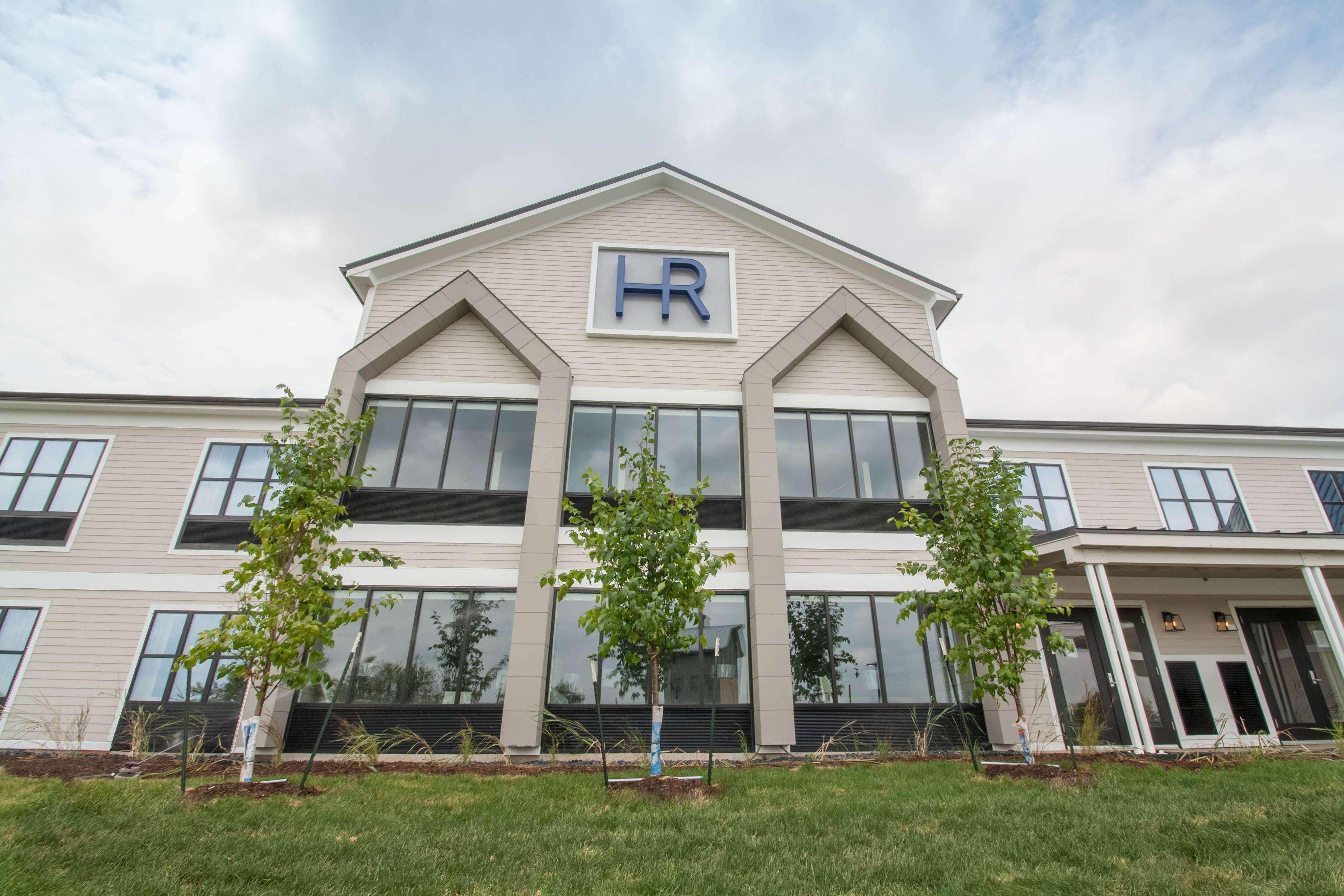 Hotel Renovo Des Moines Urbandale,Tapestry Collection Hilton 외부 사진