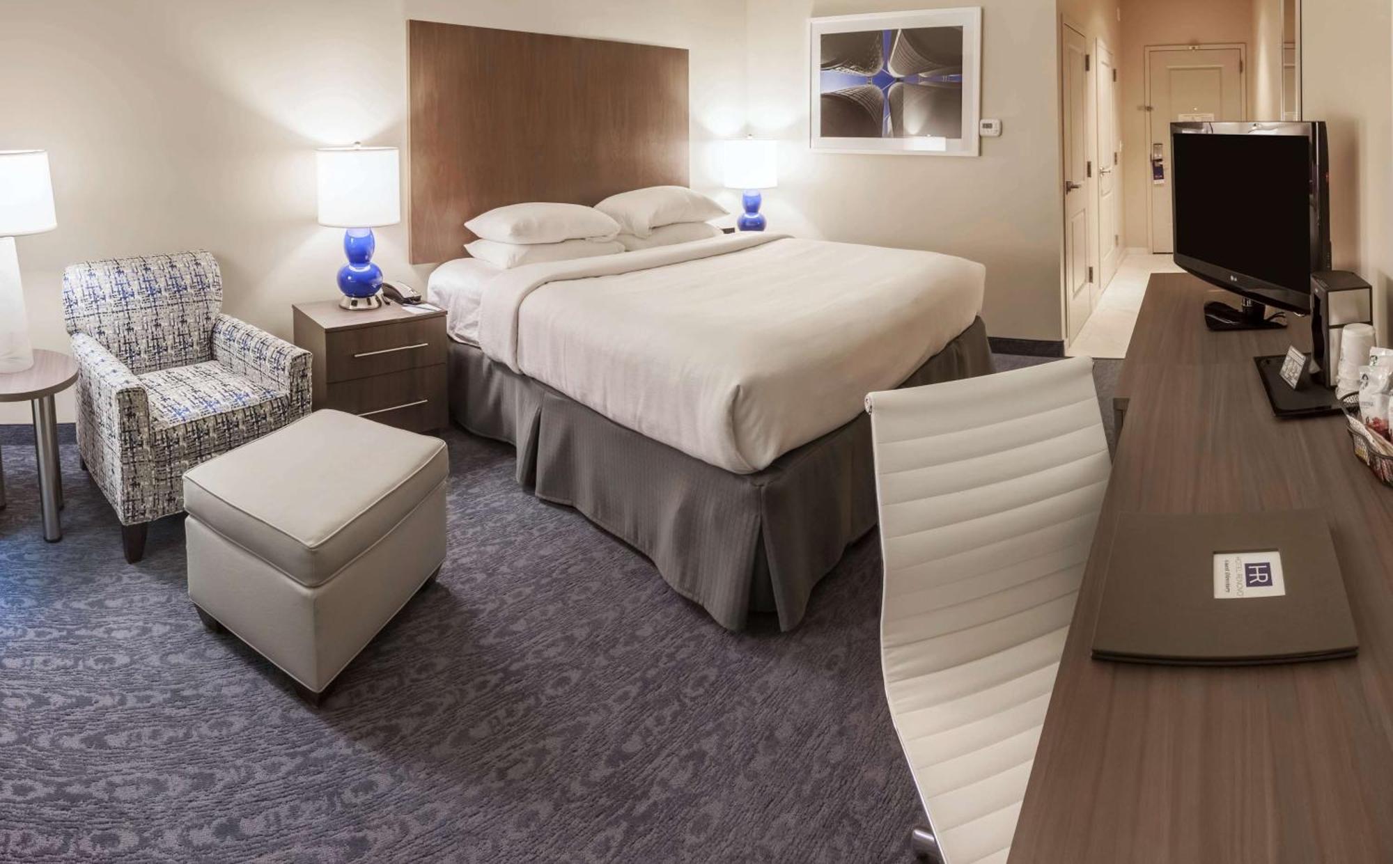Hotel Renovo Des Moines Urbandale,Tapestry Collection Hilton 외부 사진
